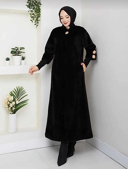 Dİk Yaka Bilek Ucu Ribanalı Gold Düğme Detaylı Fok Kumaş Şık Kaban Siyah Renk