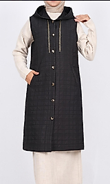 Kapitone Yelek  Zincir Detaylı Siyah Renk