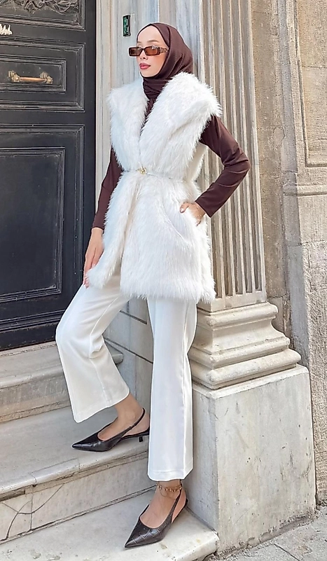 Kürk Yelegimiz Ekru Renk