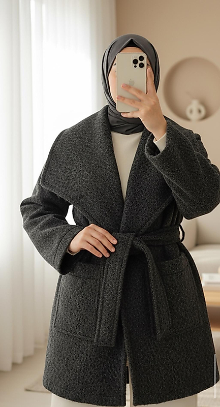 Geniş Yakalı Beli Kemerli Cepli Kaşe KabanSiyah Renk